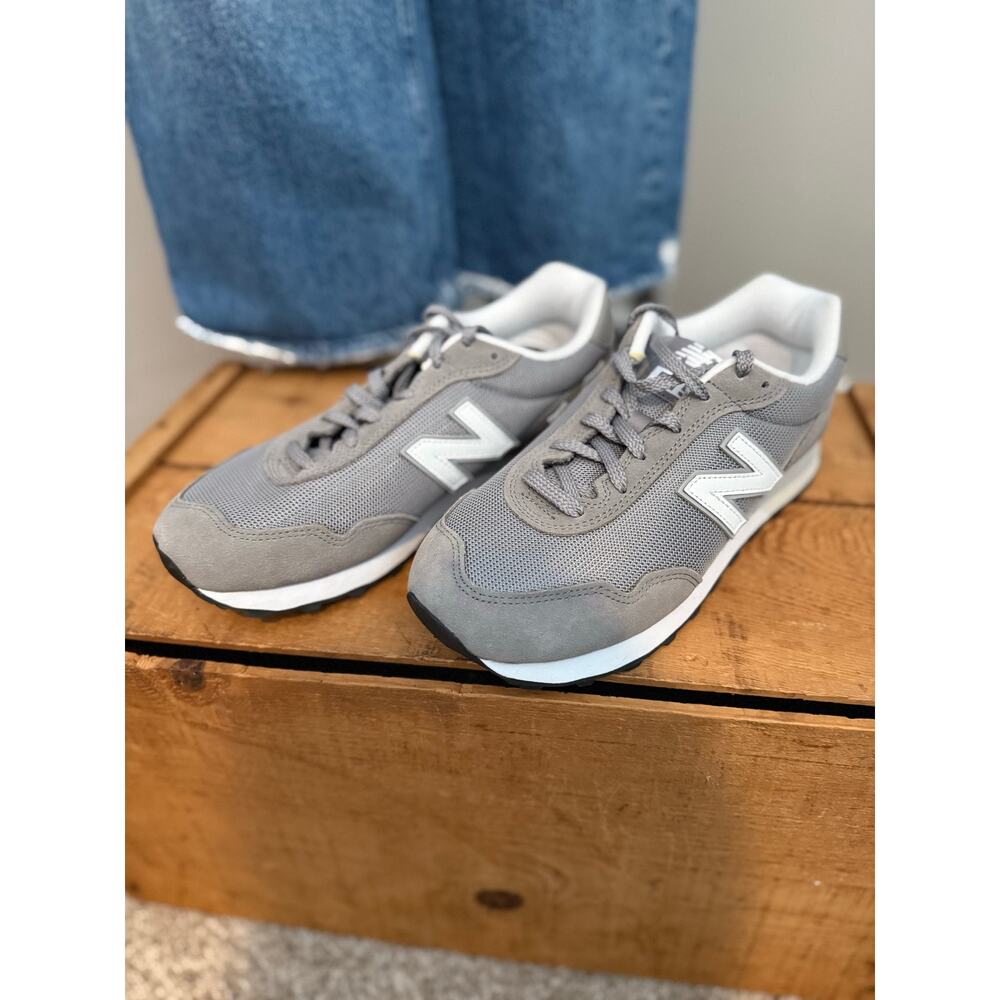 New balance men’s 515. Dark grey. Men’s 8. Womens 9.5/10.